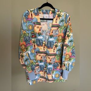 Peaches Uniform Women’s size Medium scrub cardigan.